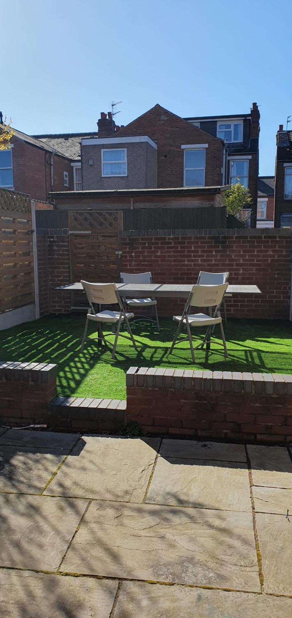 NEC Family Haven: Spacious 4-Bedroom with Airport Proximity Coventry Exterior photo